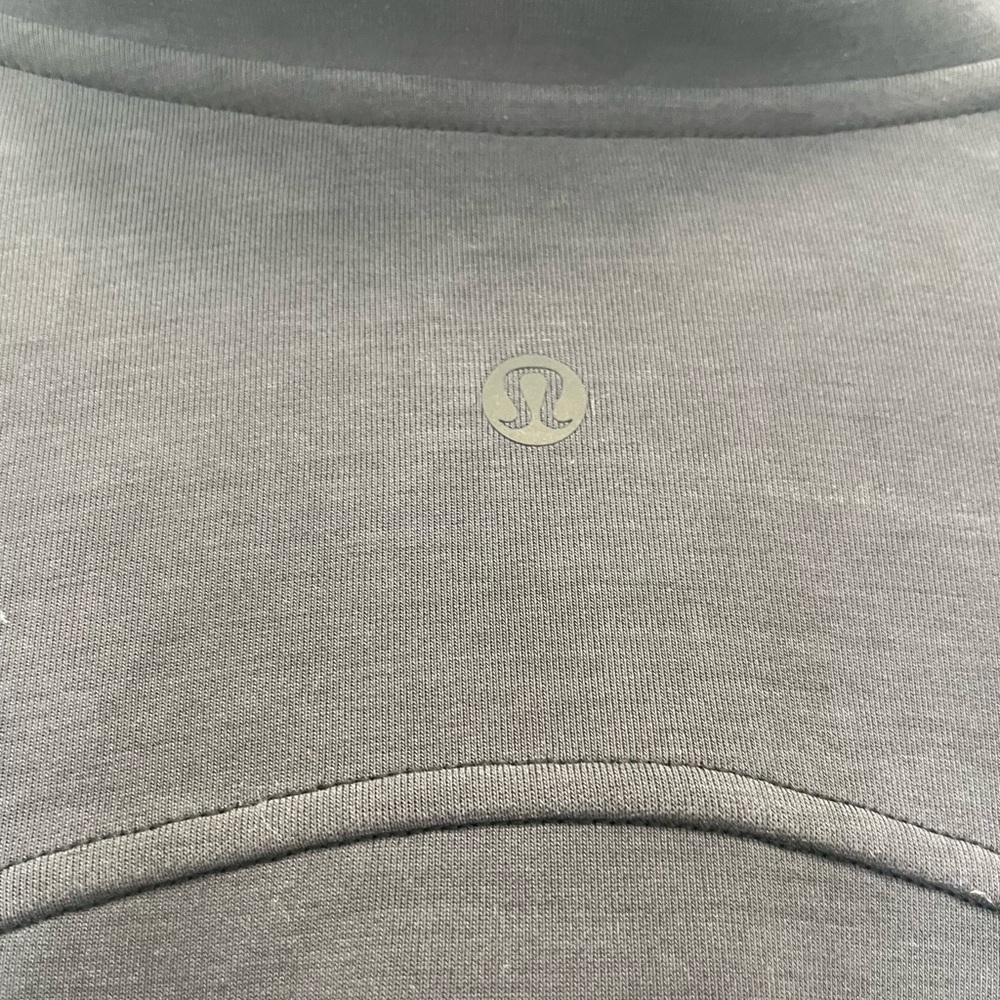 Lululemon Brushed Softstreme Half Zip - Size 4 - Black - Picture 12 of 16